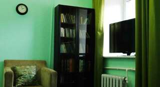 Хостел Dom Izumrudnogo Drakona Санкт-Петербург-0